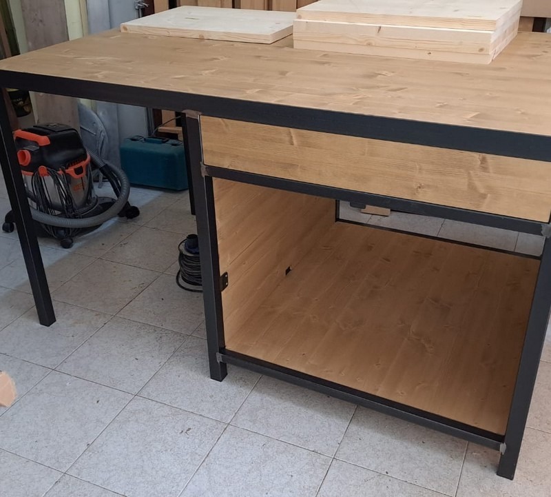 94 14 Arredamento Industrial Su Misura 90